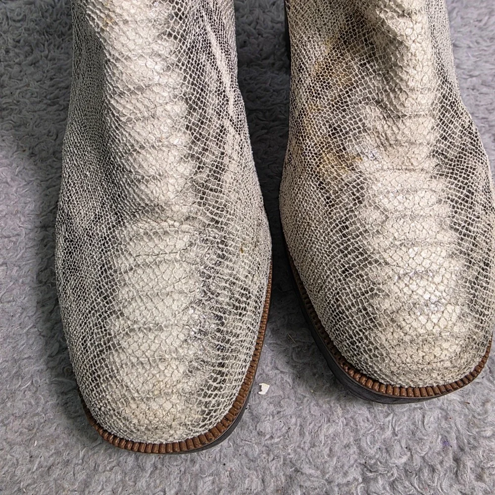 Chinese Laundry Chelsea Boots Cream Snakeskin Block Heel Women 10‎